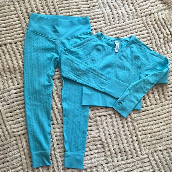 JoyLab Other - JoyLab Turquoise Activewear Set